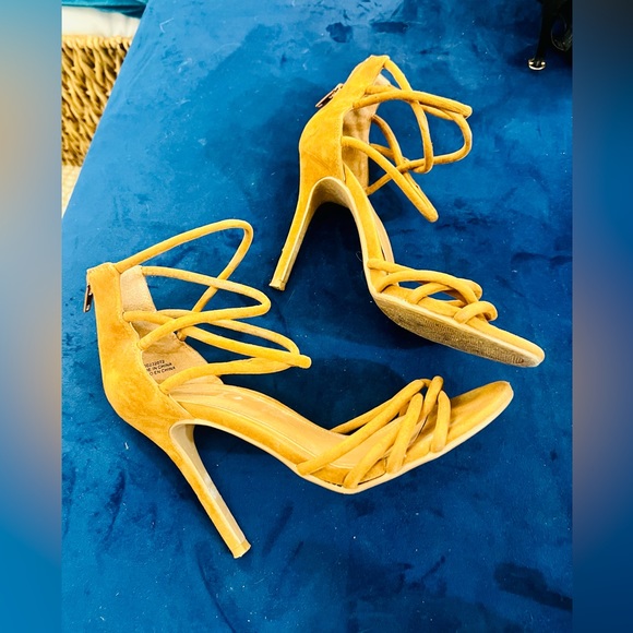 Forever 21 Chestnut Brown Suede Braided ZipUp Heels - Picture 1 of 4